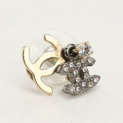 CHANEL Pierce Rhinestone Pierce COCO Mark Stand Pierce metal clear Women
