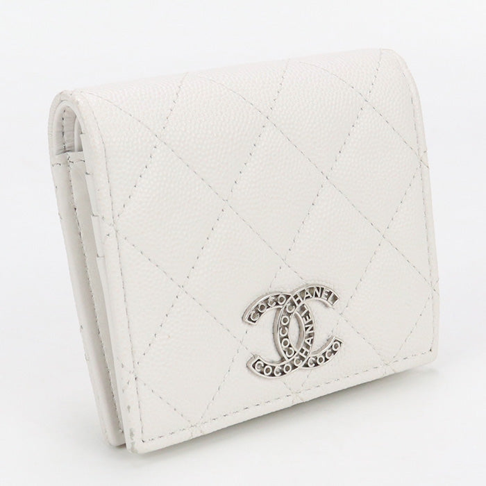 CHANEL Small wallet Matrasse Bi-fold wallet with coin purse/caviar  White Women