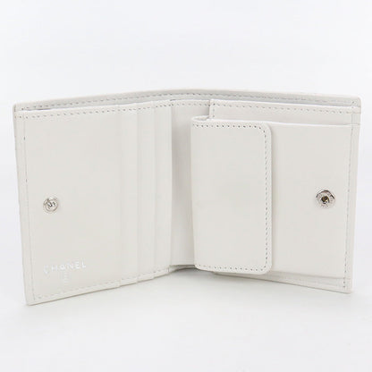 CHANEL Small wallet Matrasse Bi-fold wallet with coin purse/caviar  White Women