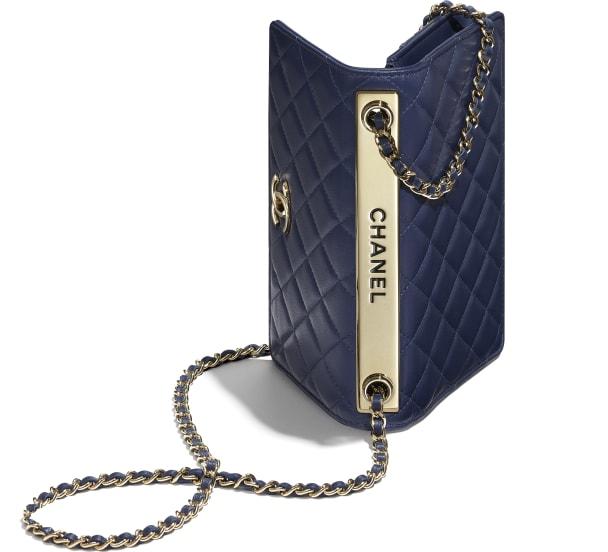 Chanel Wallet On Chain – WOC Classic Caviar Gold-Toned Metal Light Yellow