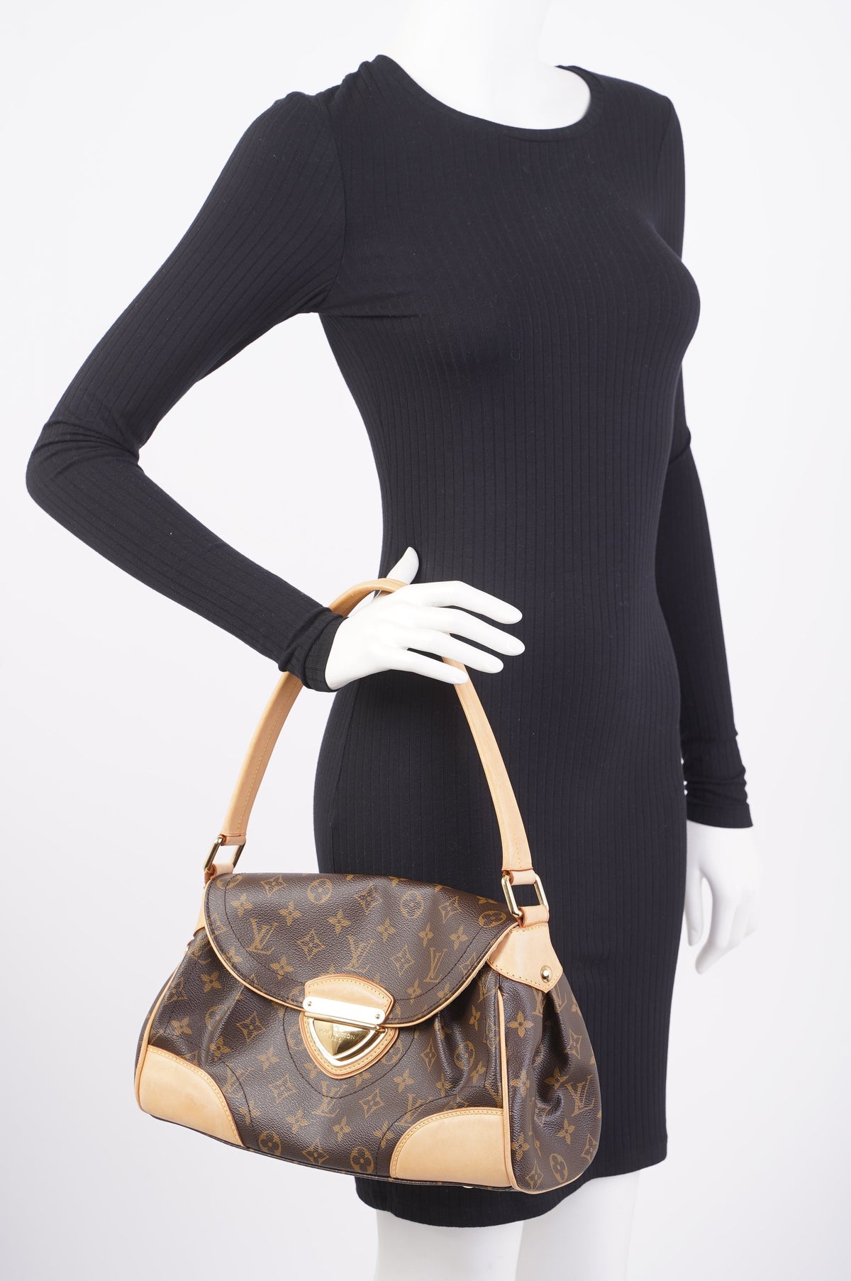 Louis Vuitton Beverly Monogram Coated Canvas MM