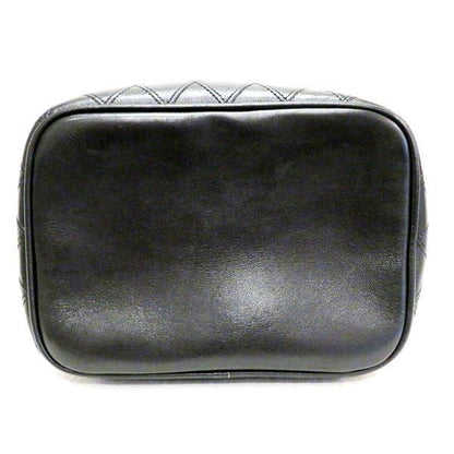 Chanel CC Vanity Cosmetic Bag  Leather Vanity Bag in Good condition