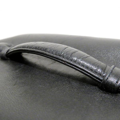 Chanel CC Vanity Cosmetic Bag  Leather Vanity Bag in Good condition