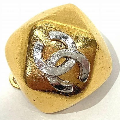 Chanel CC Clip On Earrings Metal Earrings in Good condition