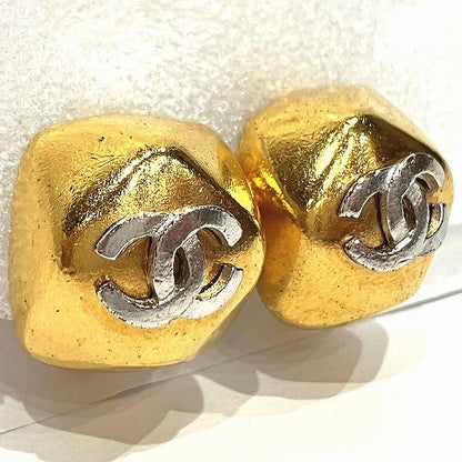 Chanel CC Clip On Earrings Metal Earrings in Good condition