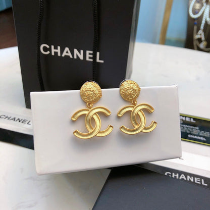 Chanel vintage new earrings