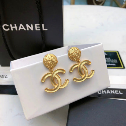 Chanel vintage new earrings