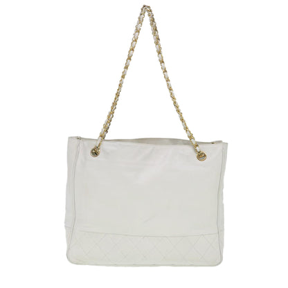 Chanel Chain Shoulder Bag Lamb Skin White CC Auth yk