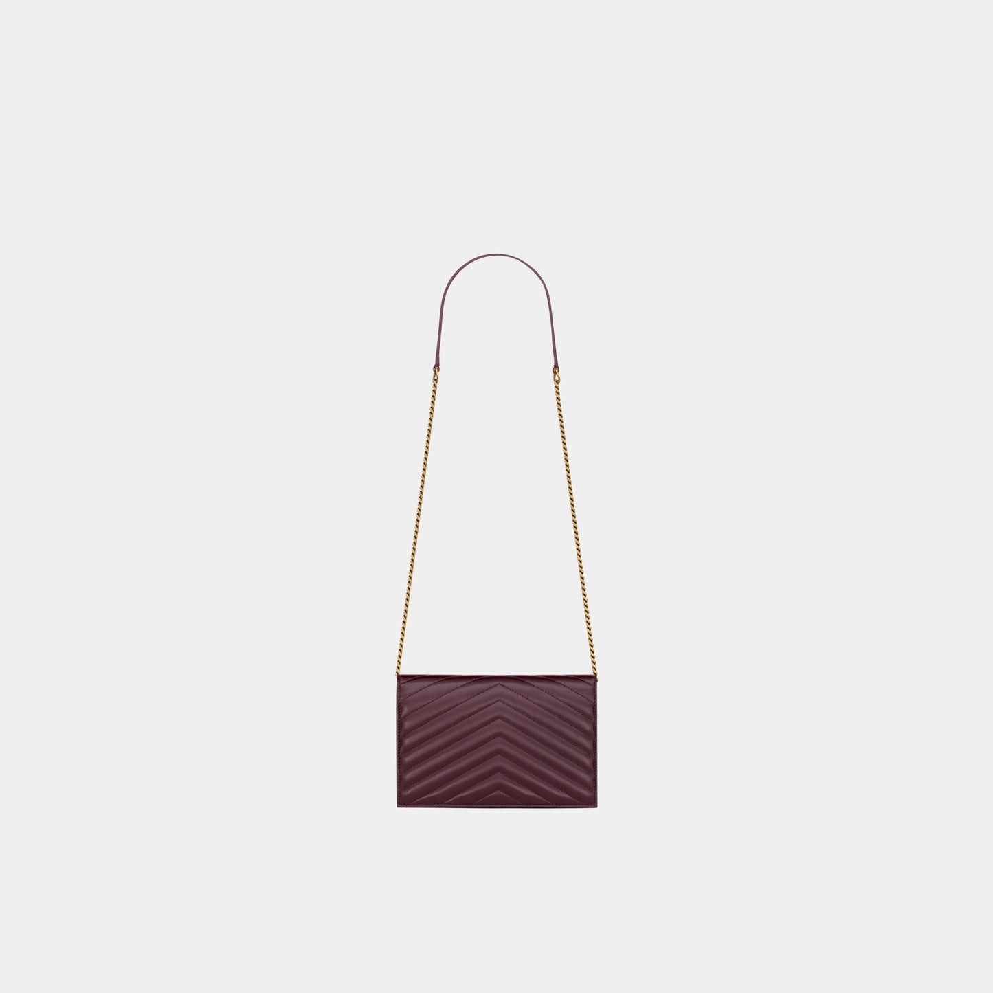 Cassandre Envelope Chain Wallet In Shiny Leather